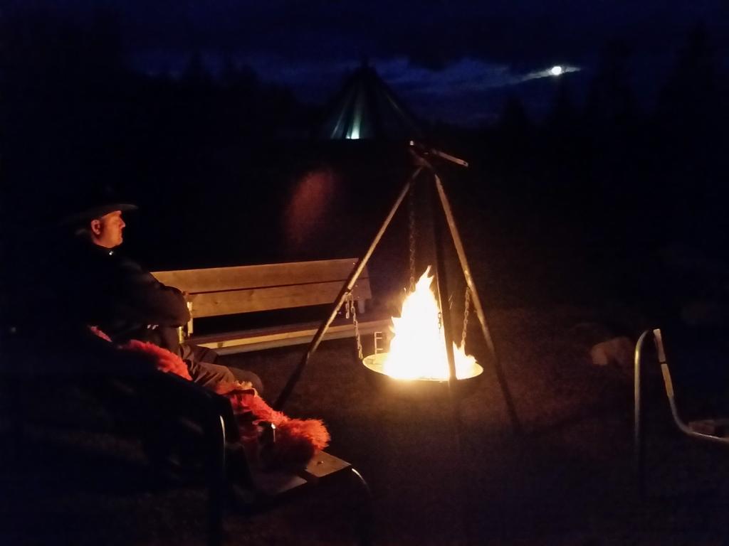 Appartamento Hessdalen Ufocamp Vårhus Esterno foto